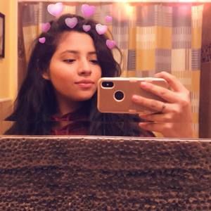 Meet your Posher, Naomy